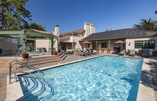 Outdoor pool, a heated pool