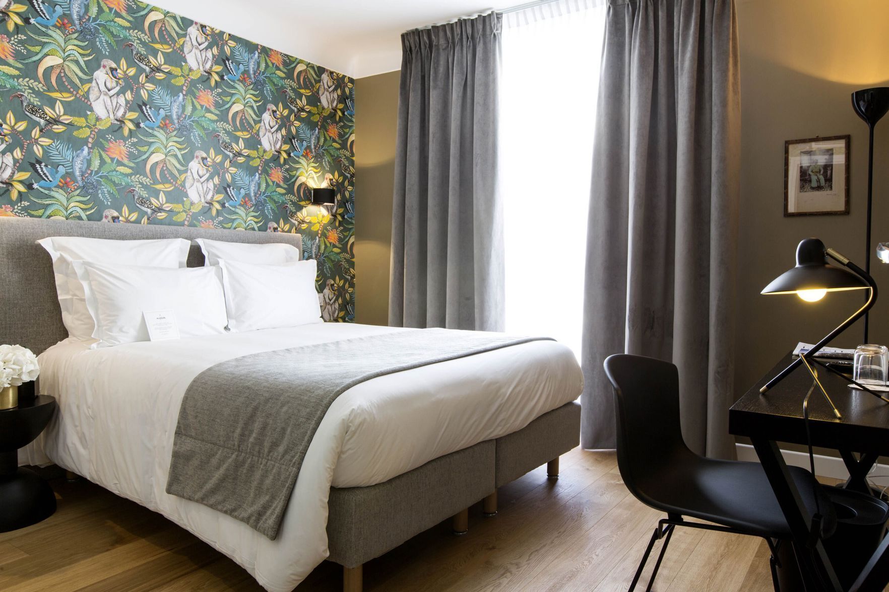 Premium bedding, free minibar items, in-room safe