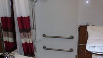 Combined shower/tub, free toiletries, towels, soap