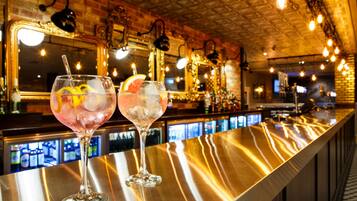 2 bars/lounges, sports bar