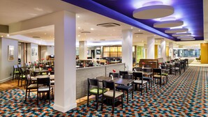 Daily buffet breakfast for a fee - Holiday Inn London - Heathrow M4,jct.4 by IHG (West Drayton)