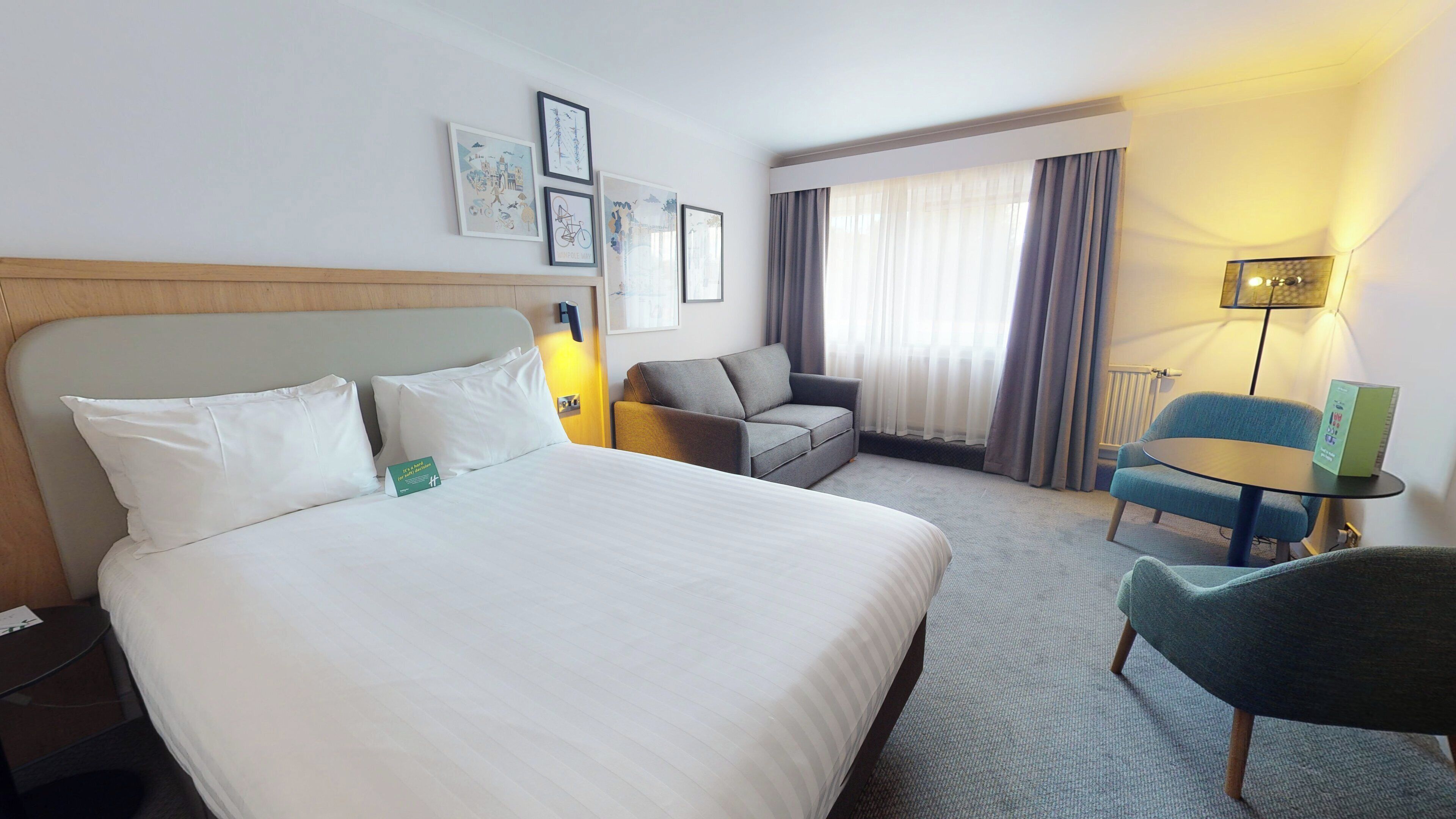 Egyptian cotton sheets, premium bedding, in-room safe, desk