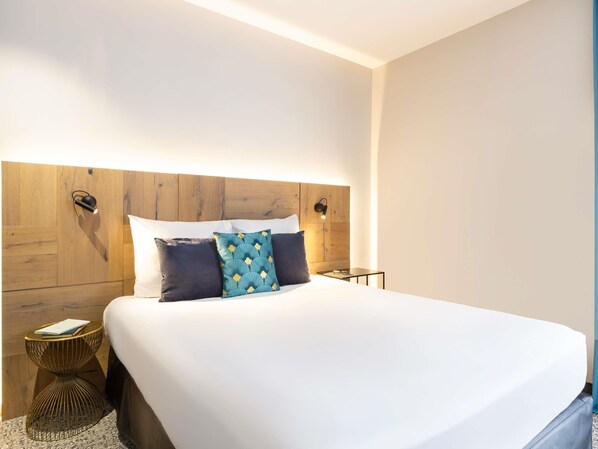 Premium bedding, pillowtop beds, in-room safe, desk