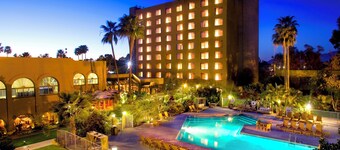 DoubleTree by Hilton Tucson - Reid Park