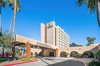 DoubleTree by Hilton Tucson - Reid Park
