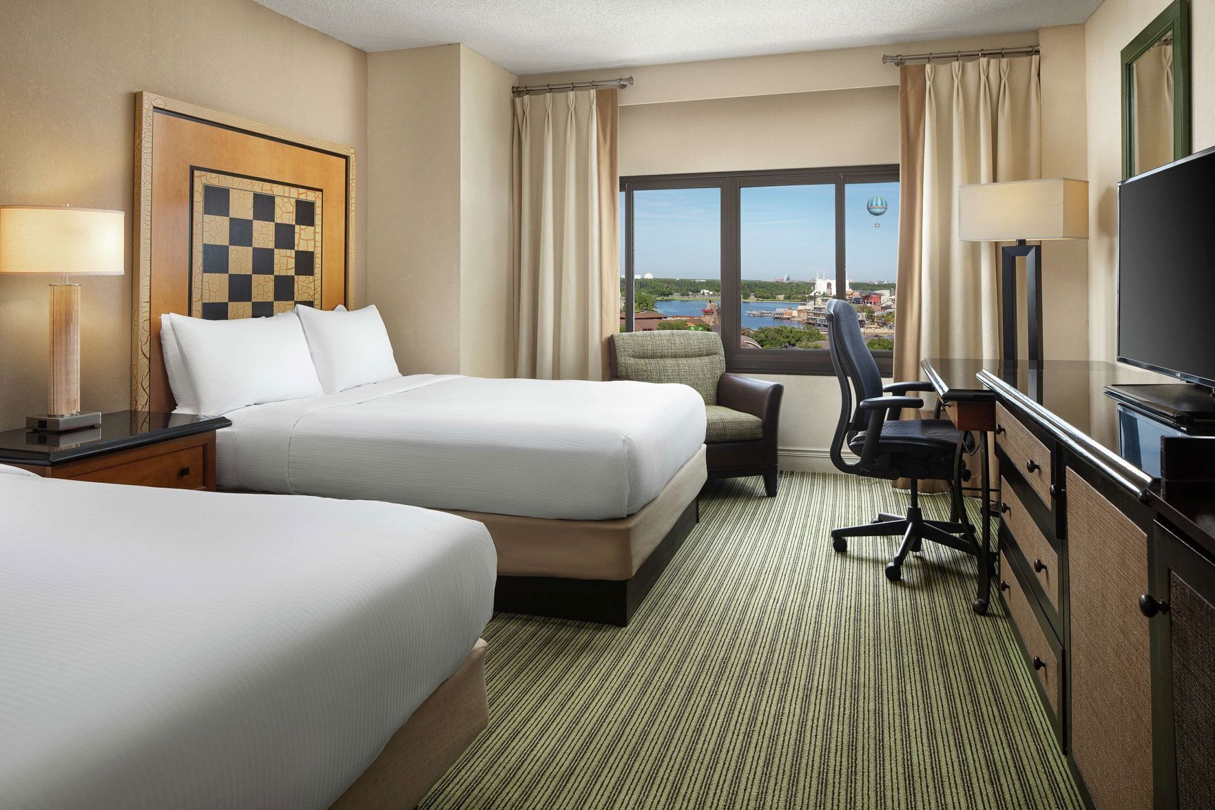 Premium bedding, pillowtop beds, in-room safe, desk