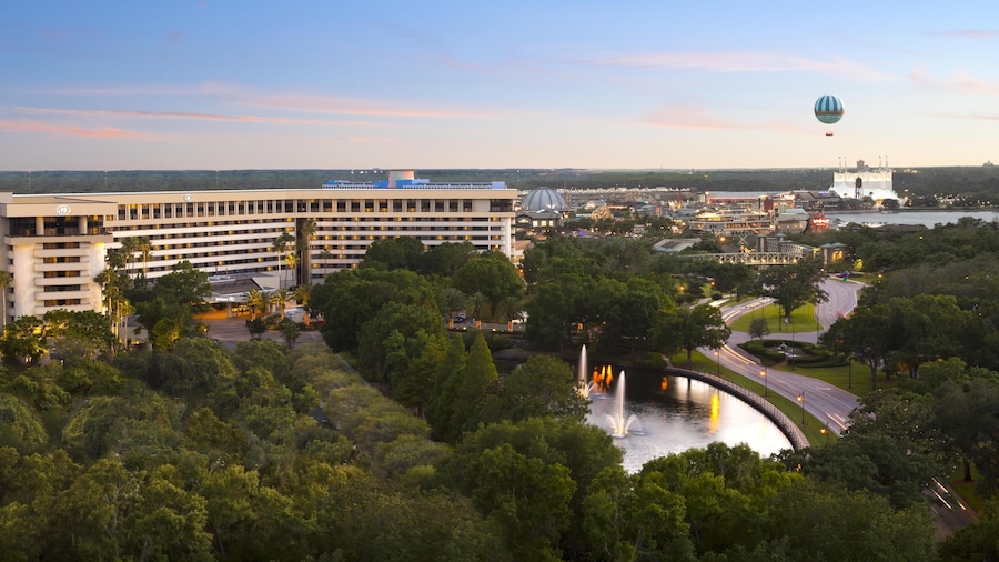 Hilton Orlando Lake Buena Vista - Disney Springs® Area