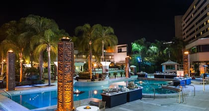 Hilton Orlando Lake Buena Vista - Disney Springs® Area
