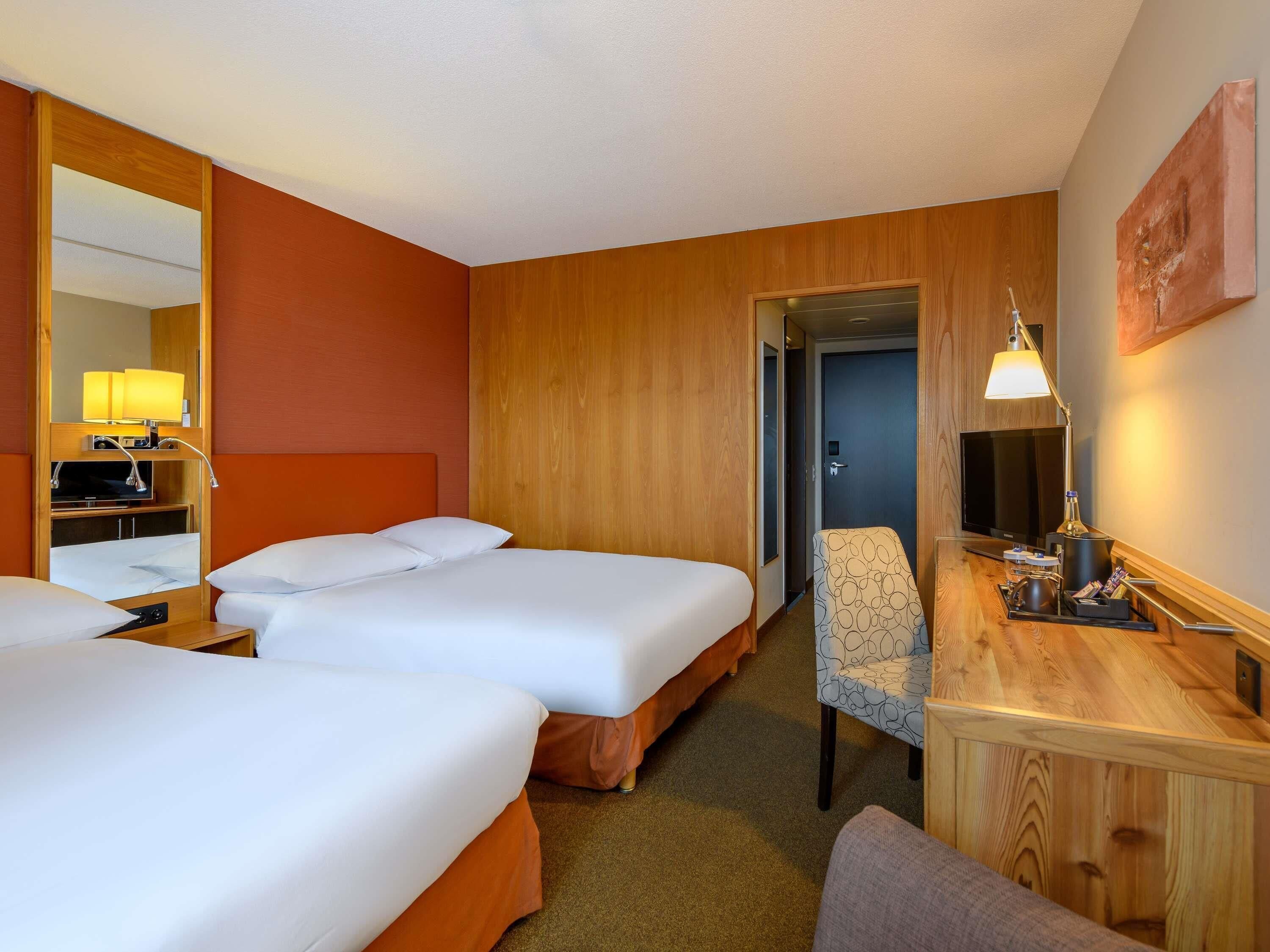 Ropa de cama hipoalergénica y minibar 