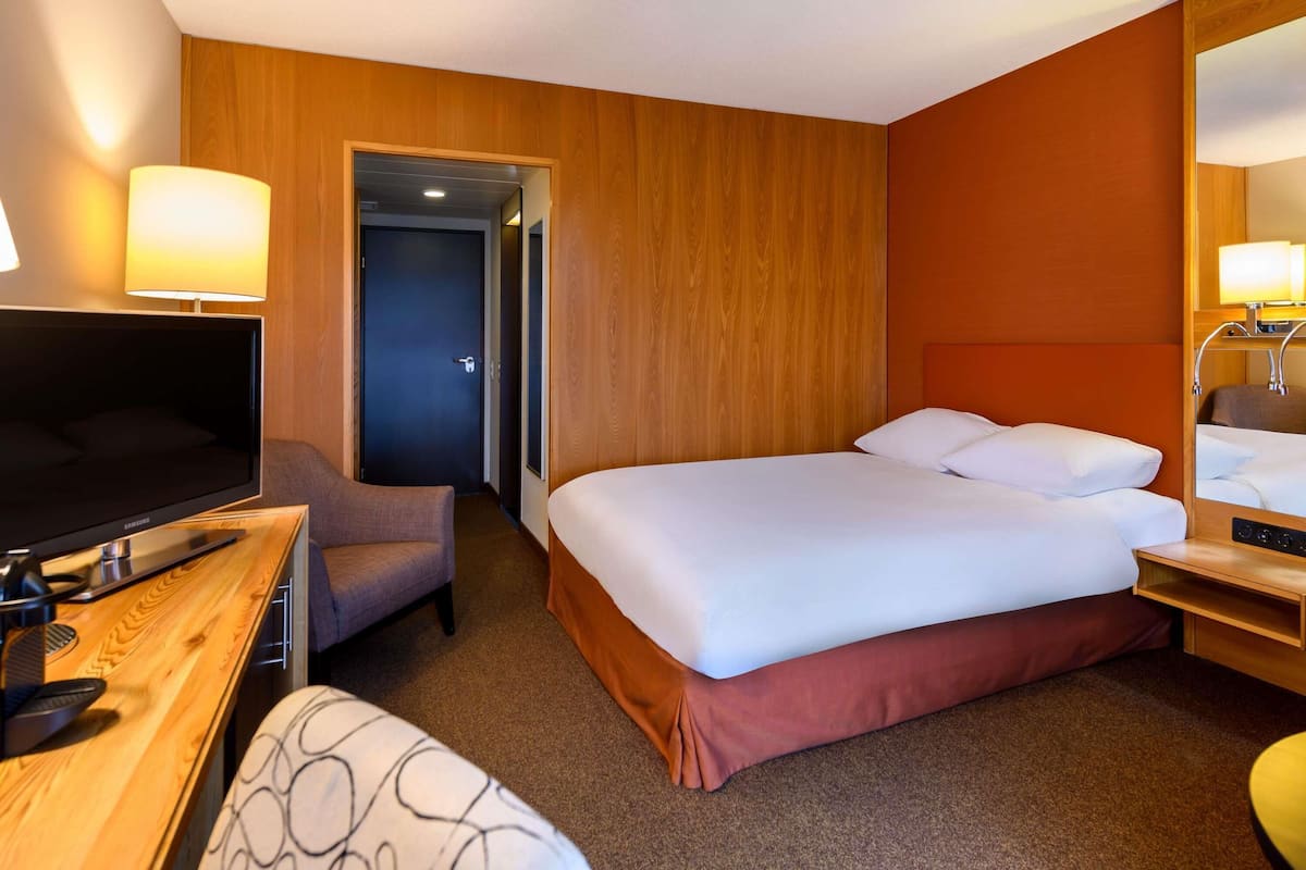 Superior Room, 1 Queen Bed