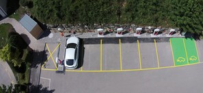 Estacionamiento (CHF 15 por día)