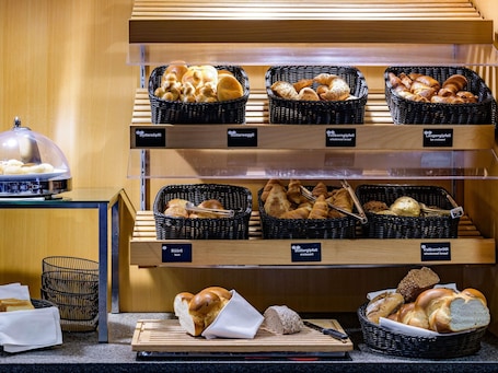 Daily buffet breakfast for a fee