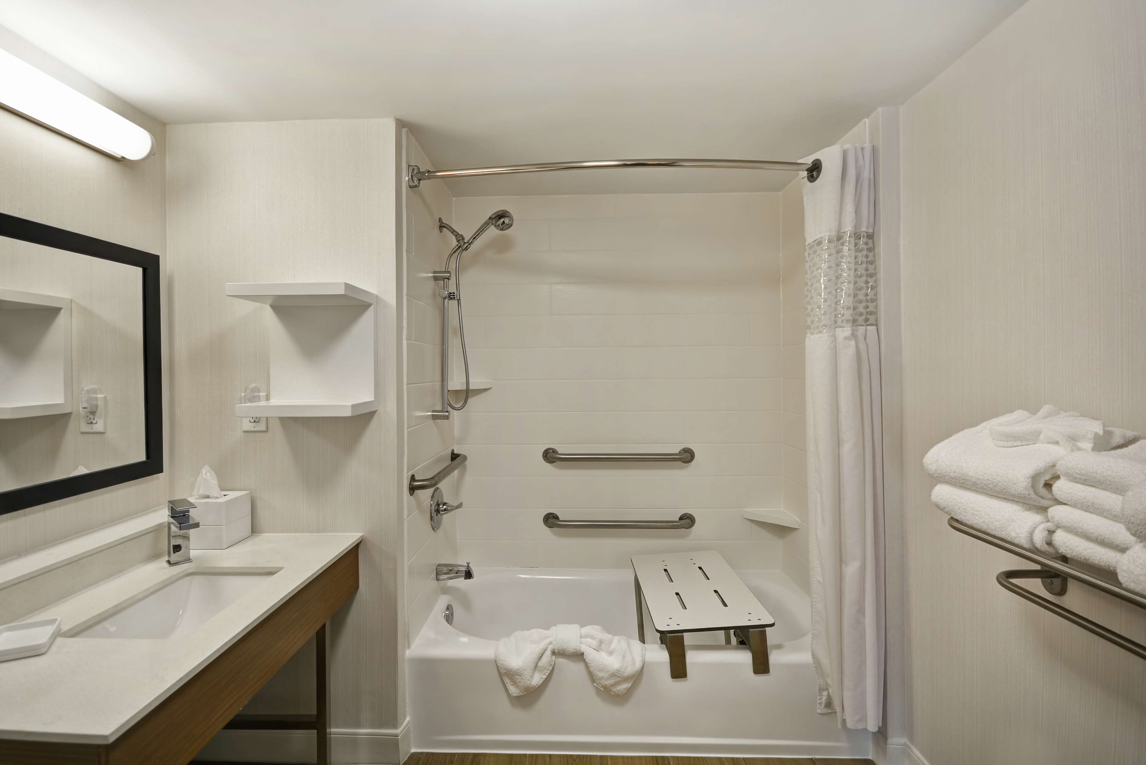 room, 2 queen beds, accessible, bathtub (mobility & hearing) | bathroom | combined shower/bathtub, hair dryer, towels