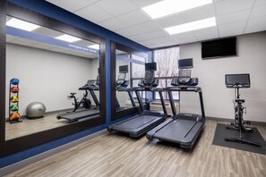 Fitness facility - Hampton Inn Auburn (Auburn)