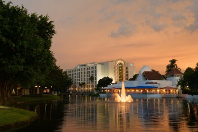 Hilton Boca Raton Suites