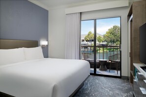 1 bedroom, premium bedding, in-room safe, desk - Hilton Boca Raton Suites (Boca Raton)