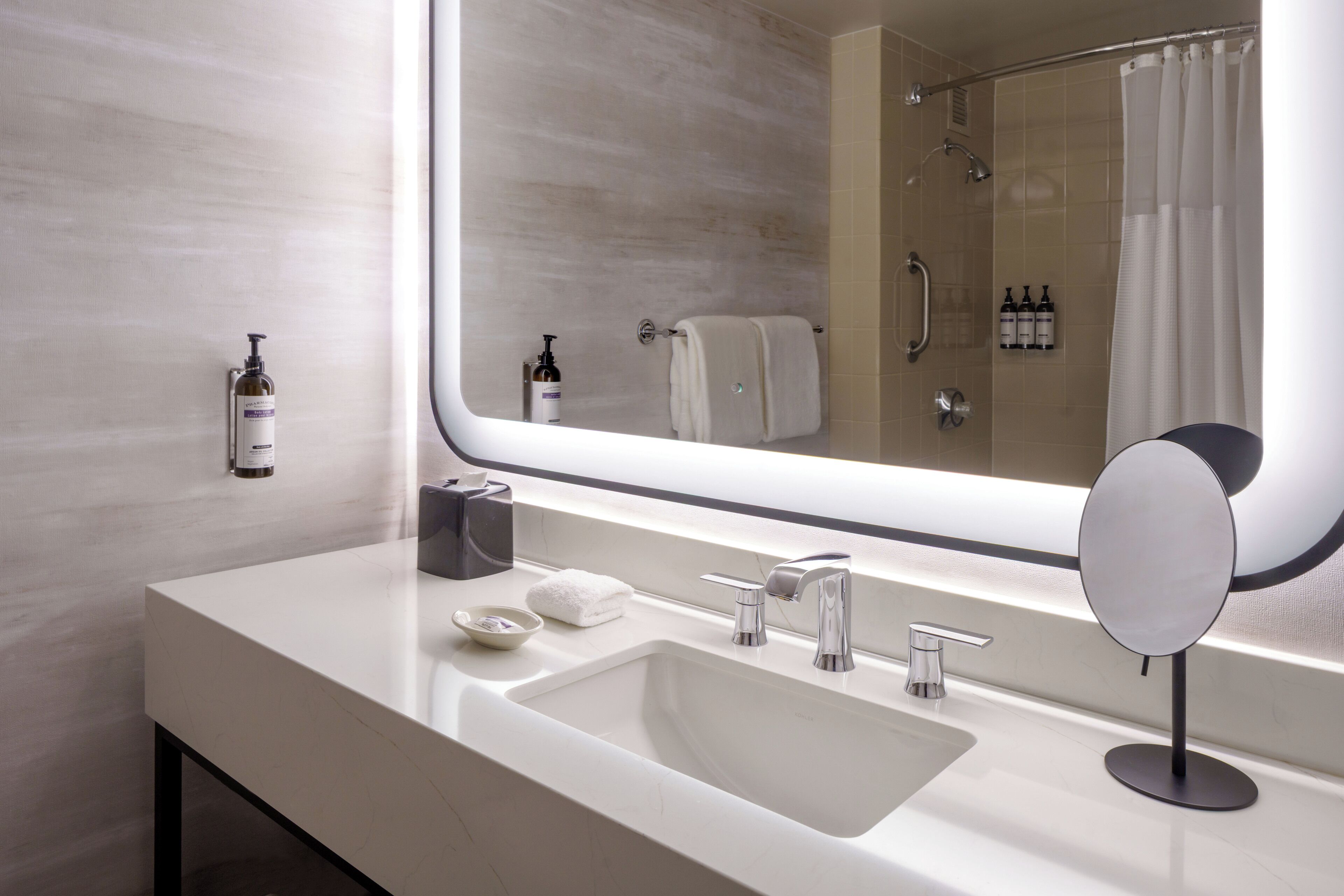 Free toiletries, hair dryer, bathrobes, towels