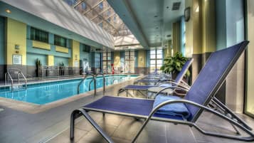 Indoor pool, sun loungers