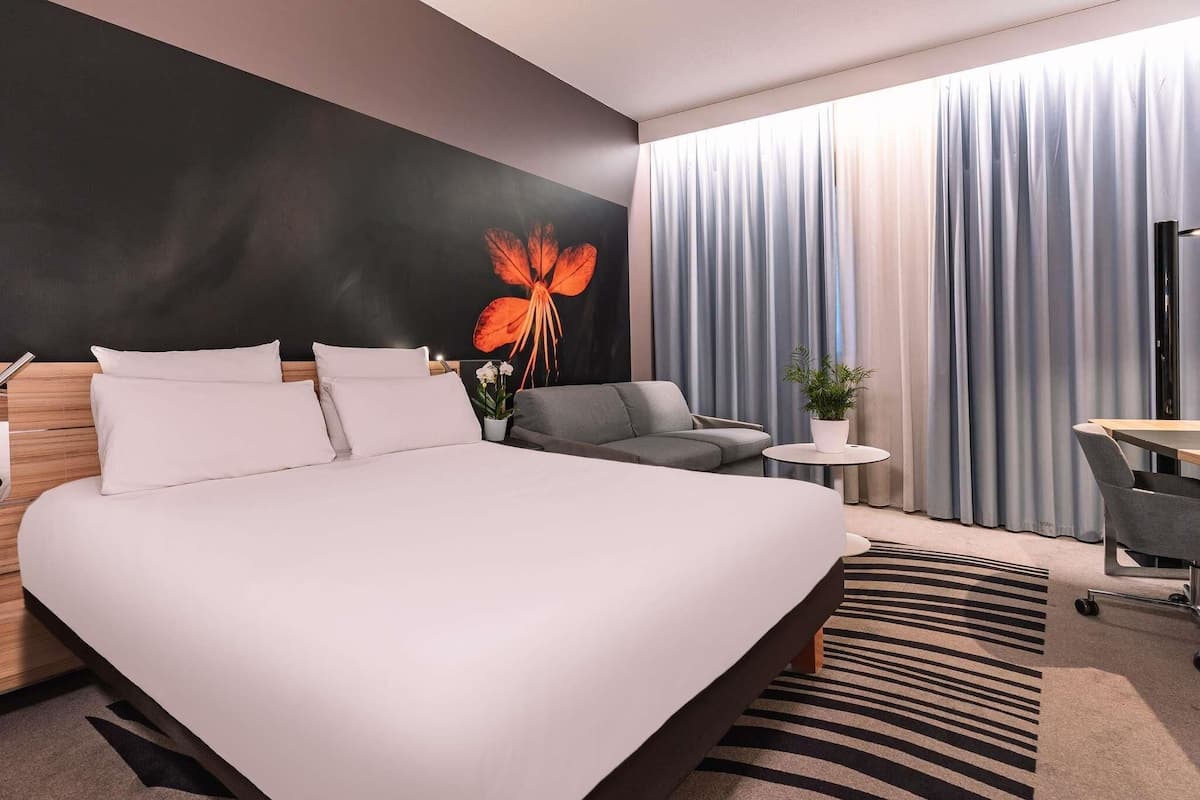 Family Room, 1 Double Bed with Sofa bed (Business and Family)