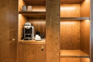 Suite | Wardrobe