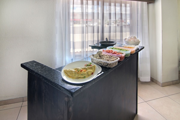 Gratis frukost enligt egen beställning varje dag