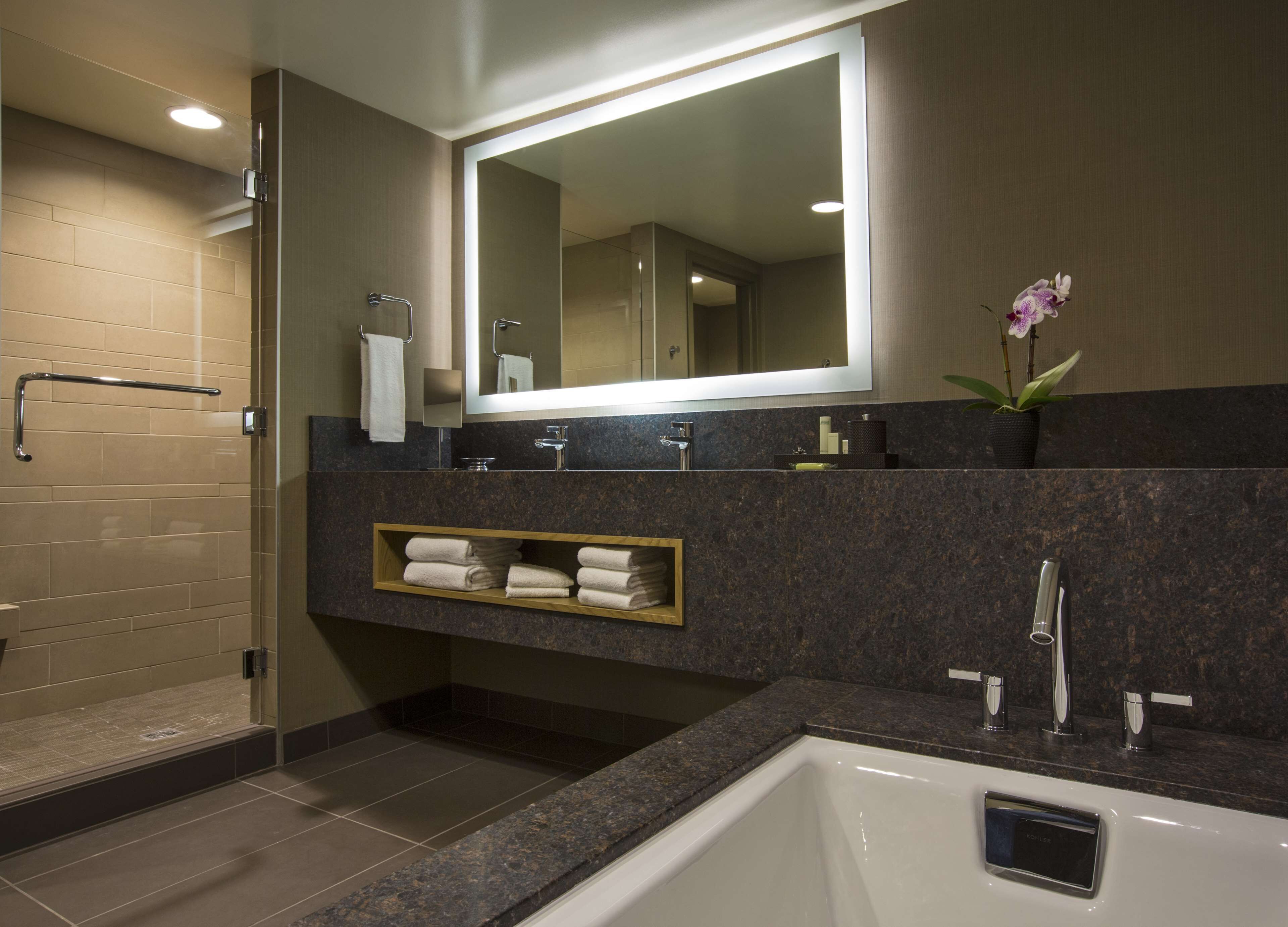 combined shower/bathtub, free toiletries, hair dryer, bathrobes