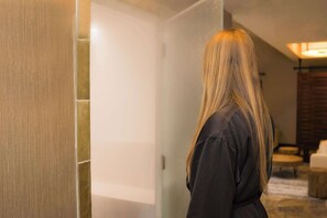 Couples treatment rooms, sauna, steam room, body treatments, body scrubs