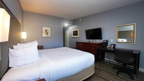 Iron/ironing board, rollaway beds, free WiFi - Oceana Inn (Santa Cruz)