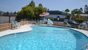 Unclassified image, 4 of 92, button - Oceana Inn (Santa Cruz)