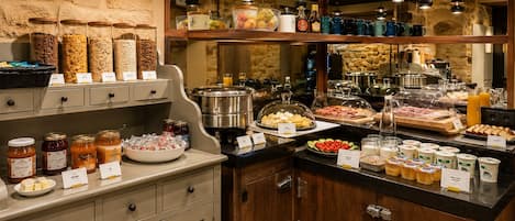 Desayuno continental todos los días (con cargo)