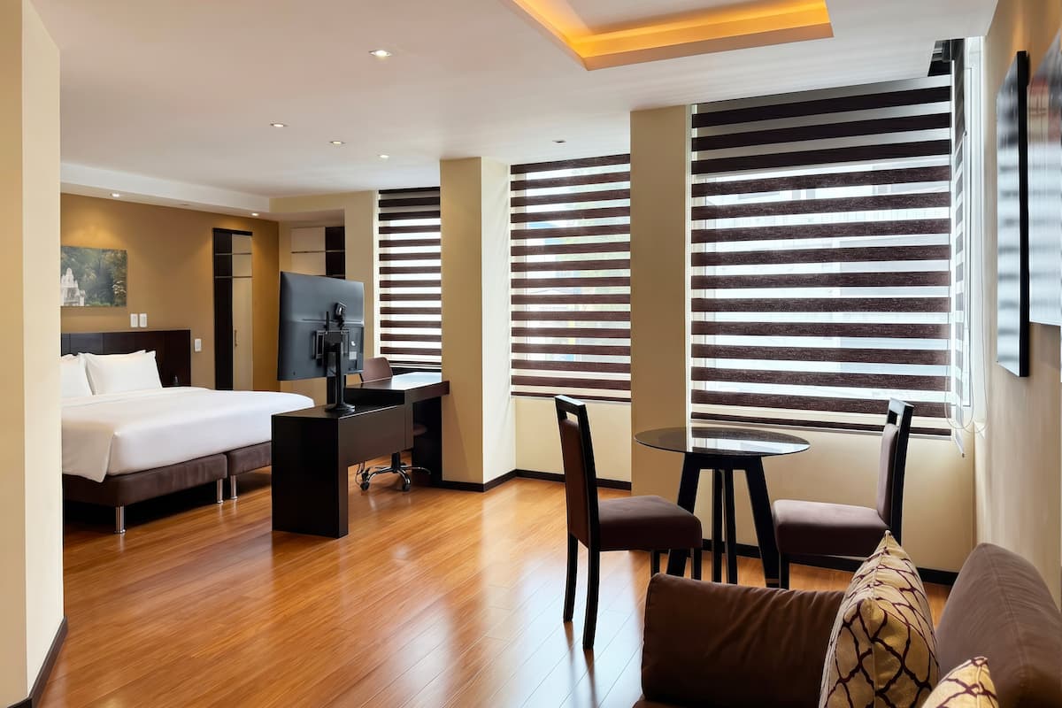 Pillowtop beds, in-room safe, laptop workspace, blackout drapes