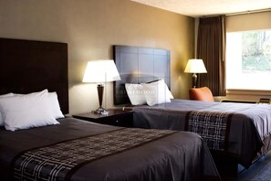 Double Room, Smoking | Egyptian cotton sheets, premium bedding, desk, laptop workspace - Brentwood Inn & Suites (Lynchburg)