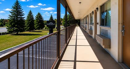 Brentwood Inn & Suites