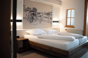 1 quarto, roupas de cama antialérgicas, edredons de pluma, frigobar