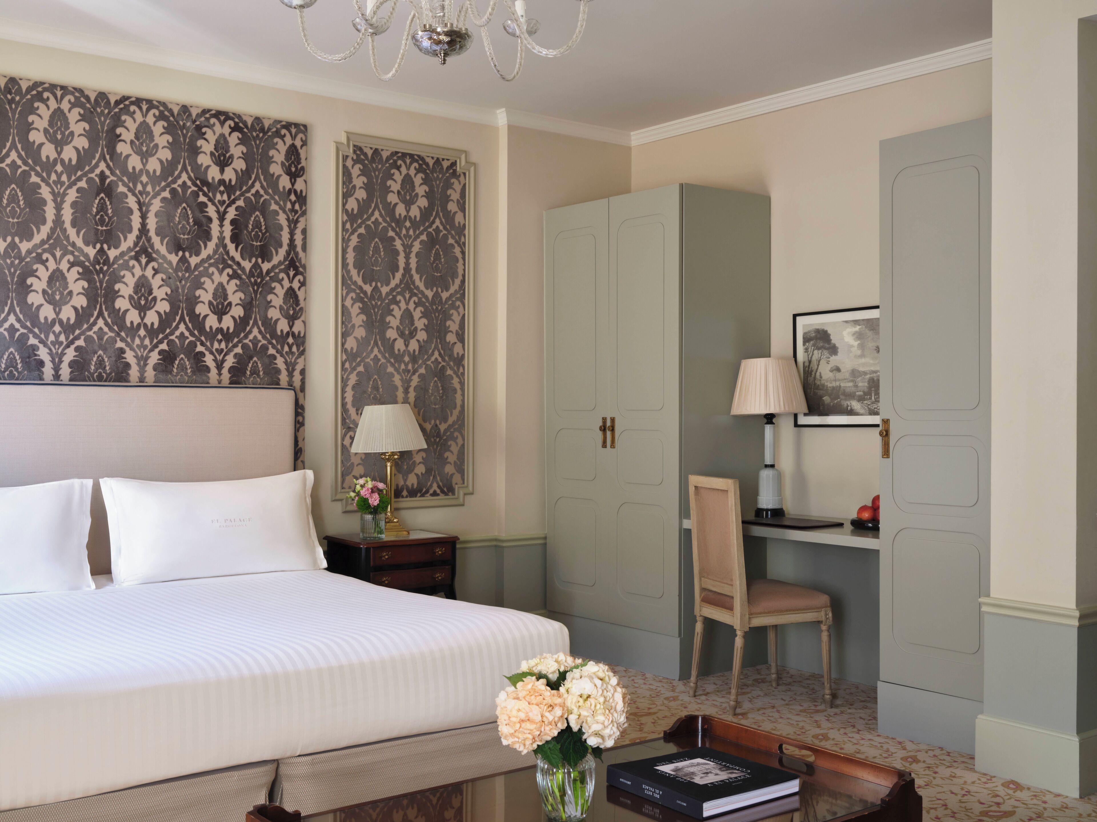 Egyptian cotton sheets, premium bedding, down duvets, minibar