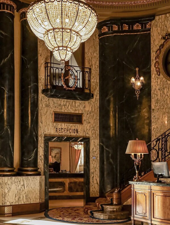 Reception - Hotel El Palace Barcelona (Barcelona)