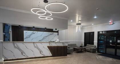 Express Inn & Suites