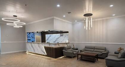 Express Inn & Suites