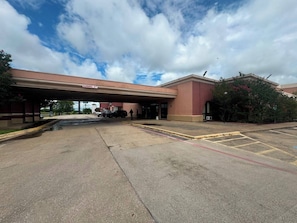 Property entrance - Express Inn & Suites Greensville TX (Greenville)