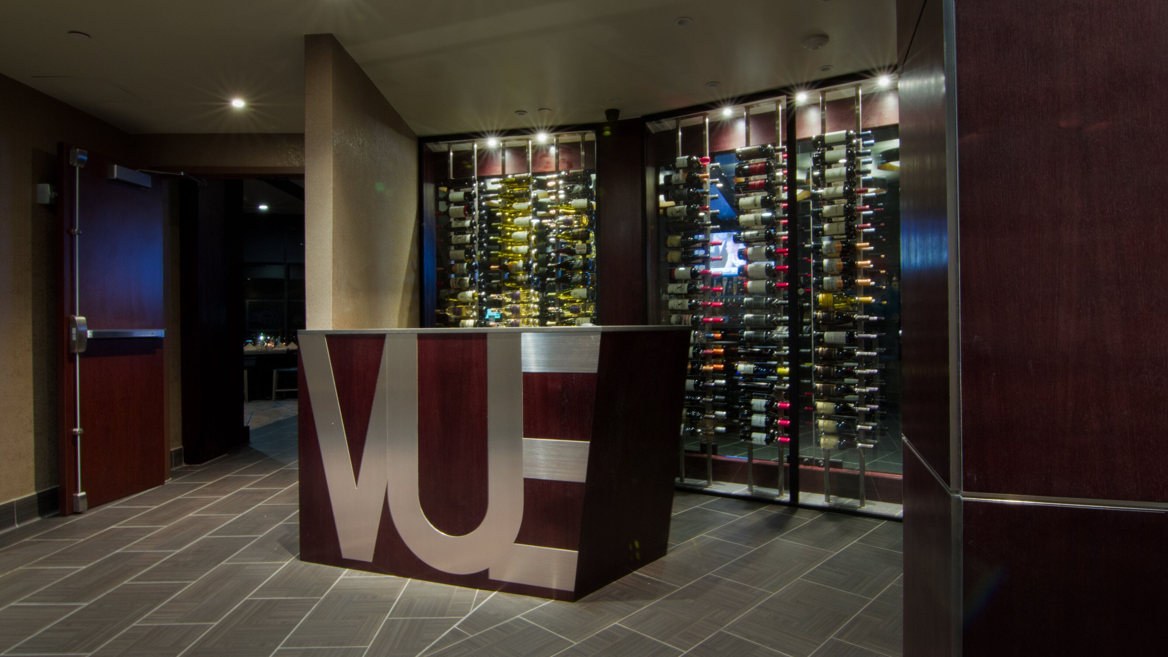 Photo - Holiday Inn Long Beach Airport Hotel and Conference Center by IHG