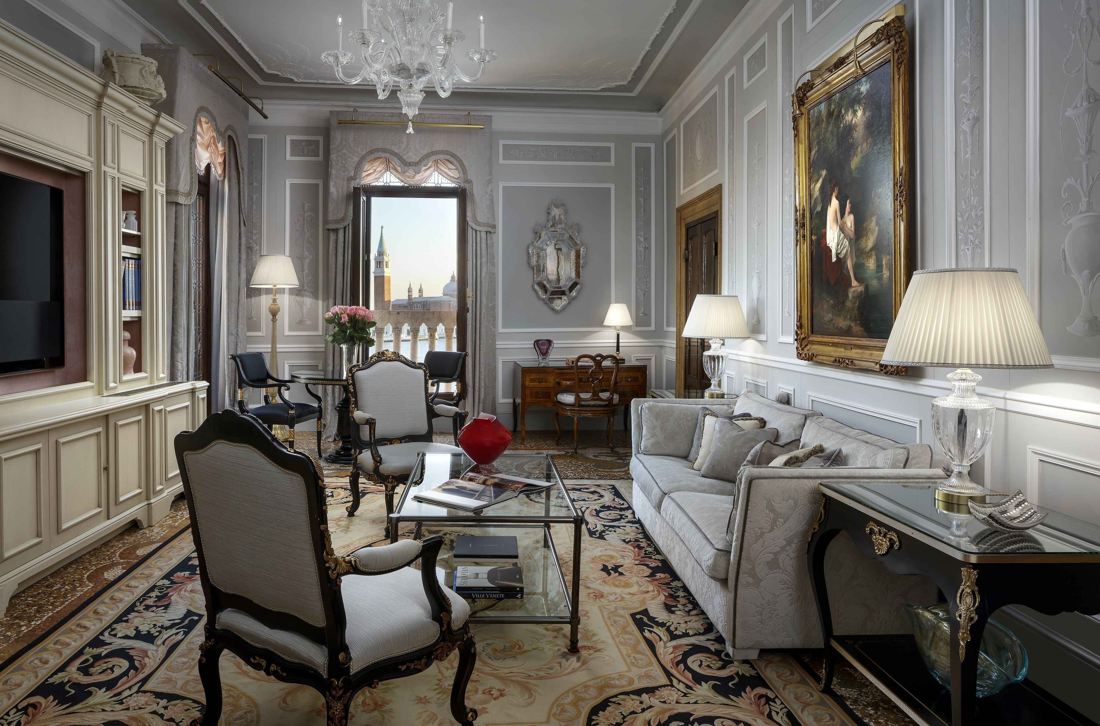 hypo-allergenic bedding, minibar, in-room safe, desk