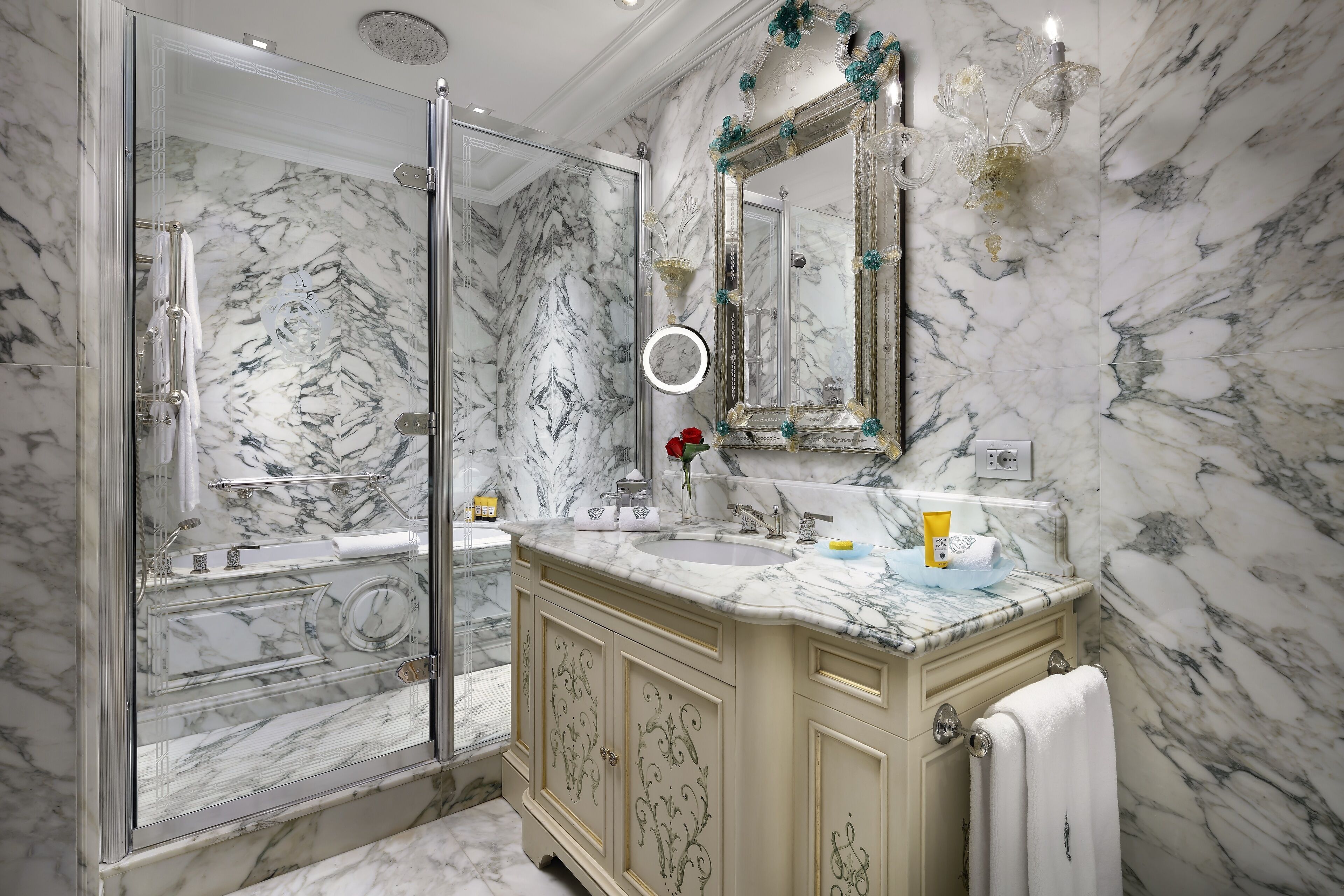 combined shower/bathtub, free toiletries, hair dryer, bathrobes