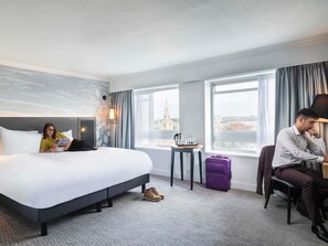 Privilege, Room, 1 King Bed, City View