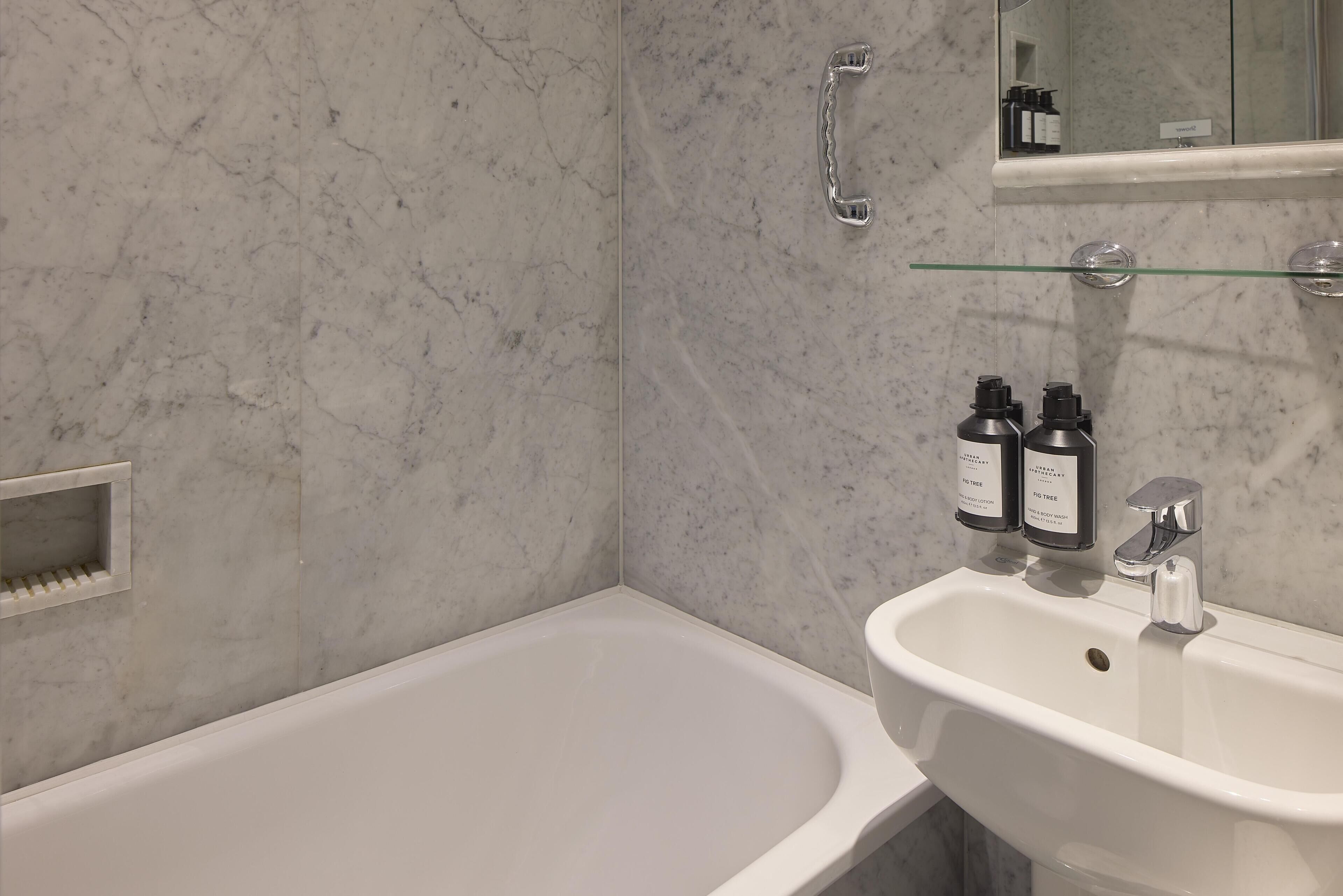 Photo - Radisson Blu Hotel, London South Kensington