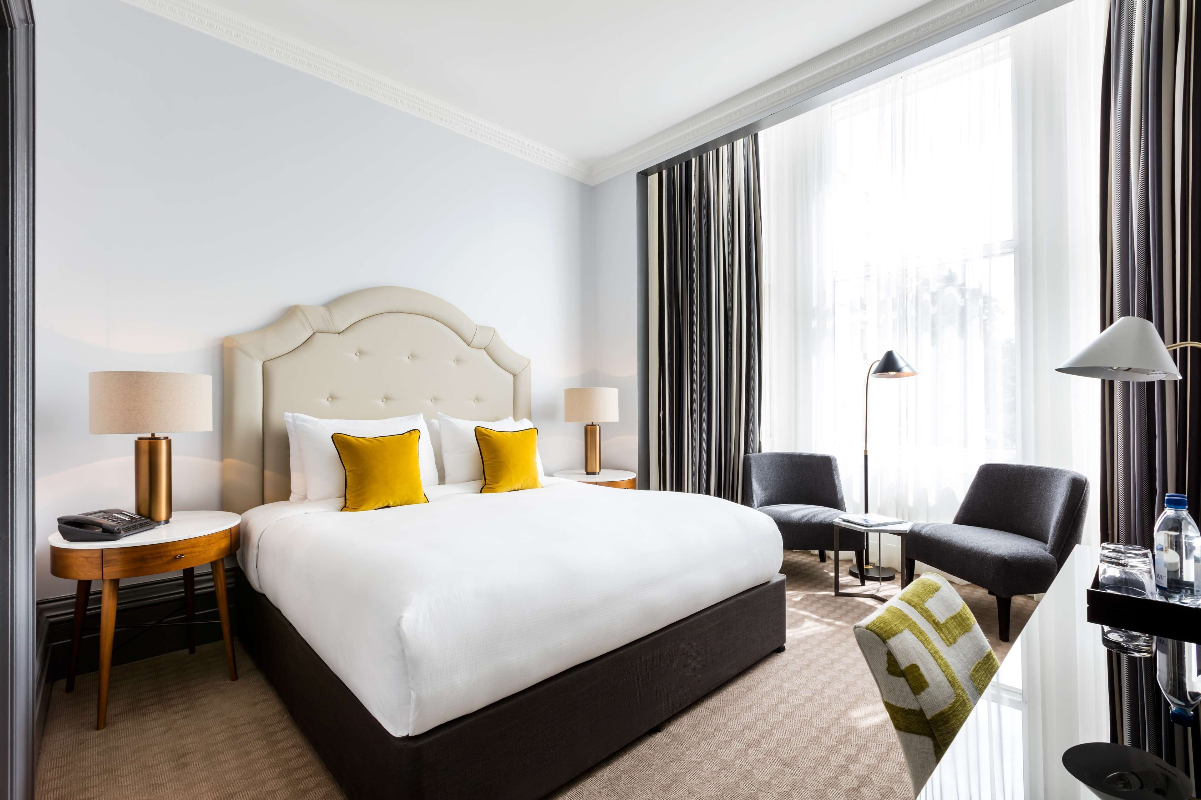 deluxe room | egyptian cotton sheets, premium bedding, in-room safe, desk