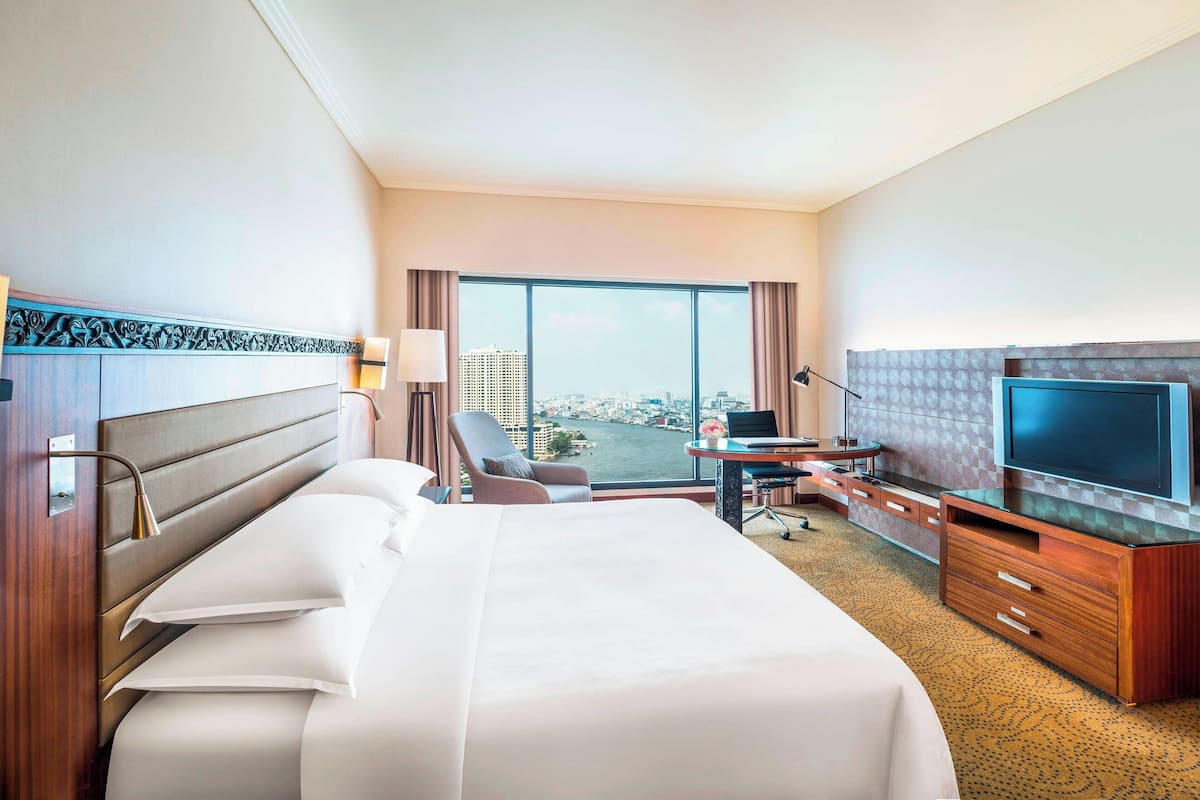 1 Schlafzimmer, hochwertige Bettwaren, Daunenbettdecken