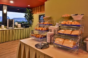 Free daily buffet breakfast