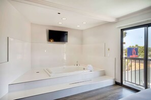 อ่างน้ำวน