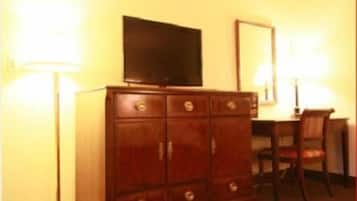 Desk, iron/ironing board, free WiFi, bed sheets