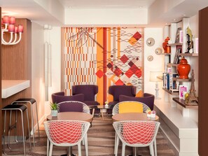 Daily buffet breakfast (EUR 20 per person) - Mercure Paris Montmartre Sacré Coeur (Paris)